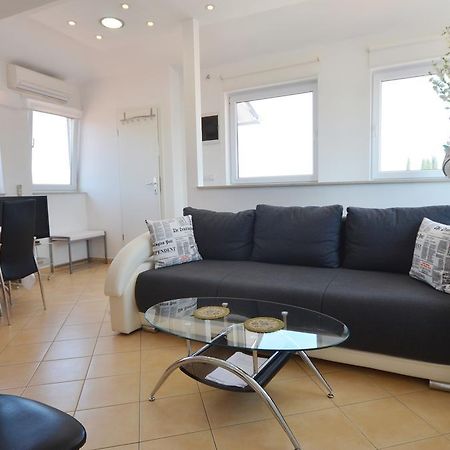 Apartment Zdenac Rovinj Buitenkant foto