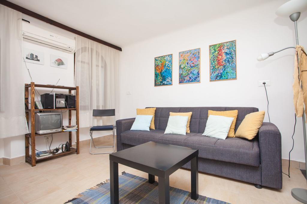 Apartment Zdenac Rovinj Buitenkant foto