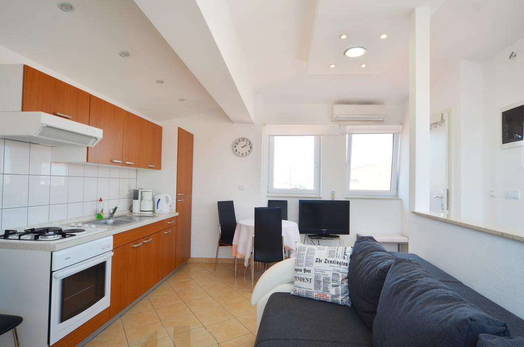Apartment Zdenac Rovinj Buitenkant foto
