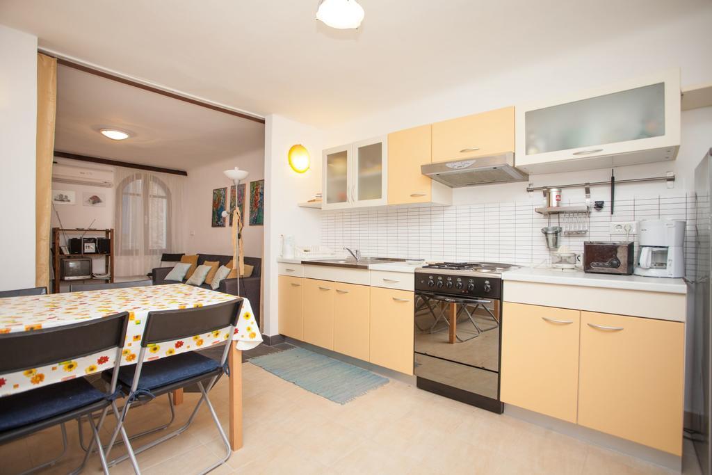 Apartment Zdenac Rovinj Buitenkant foto
